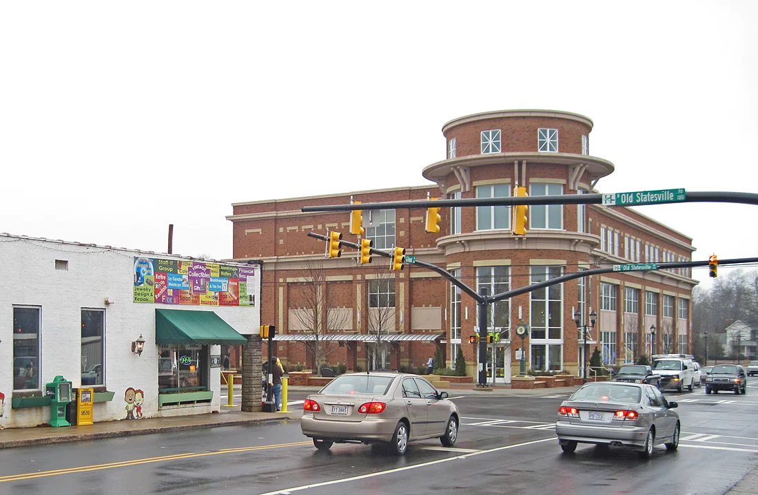 Simple, stress-free, and fast moves for families and businesses in Huntersville, NC